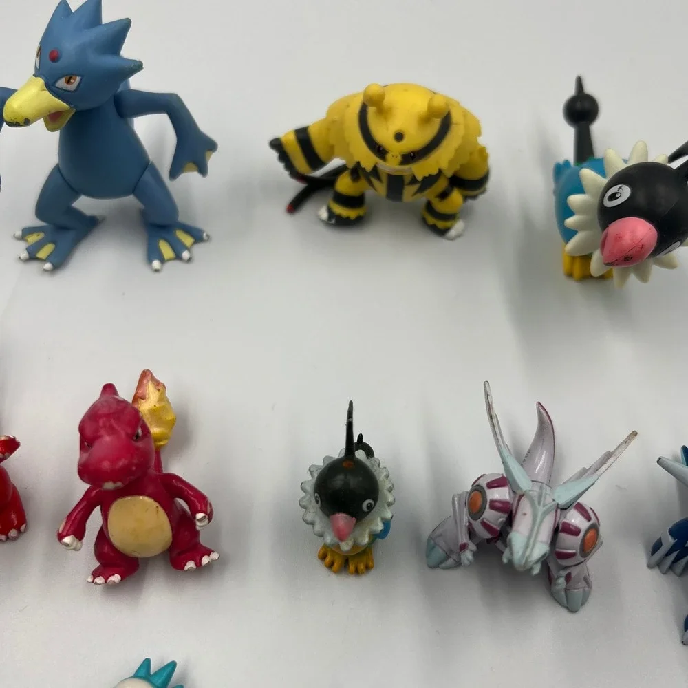 TOMY Pokemon Nintendo Mini Action Figure Lot of 13 Toy Set‎